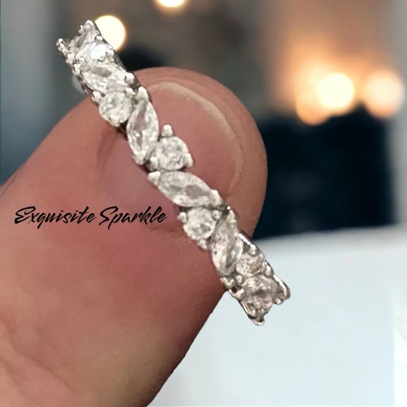 - -Beautiful Lux Petite Pear& Round Cut Lab Created Diamond Band - Picture 3 of 16